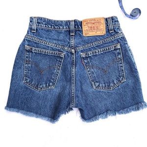 1998 Denim Levi 517 Shorts